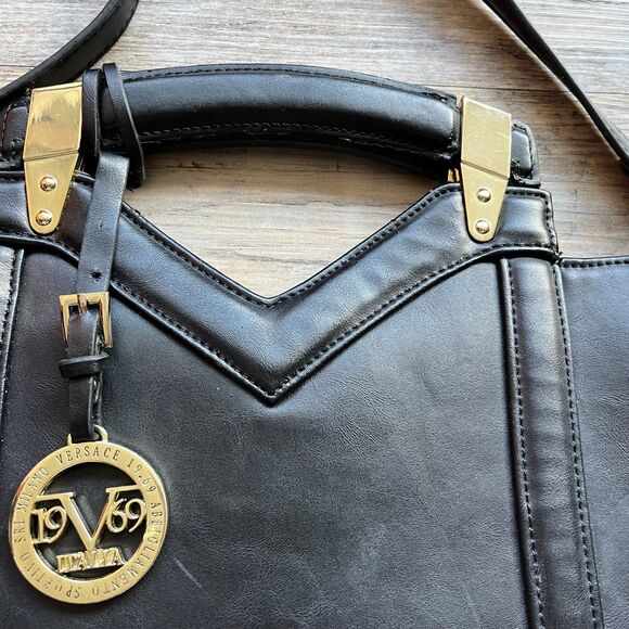 Versace 19V69 Italia Shoulder Bag Black Gold Charm Zipper - Picture 3 of 10